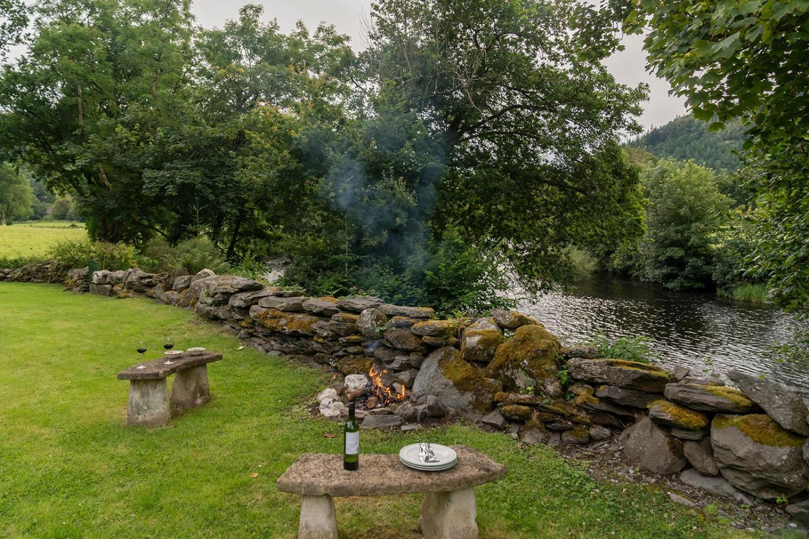 Glanrhyd Cottage เบเทส-อี-คอย ภายนอก รูปภาพ